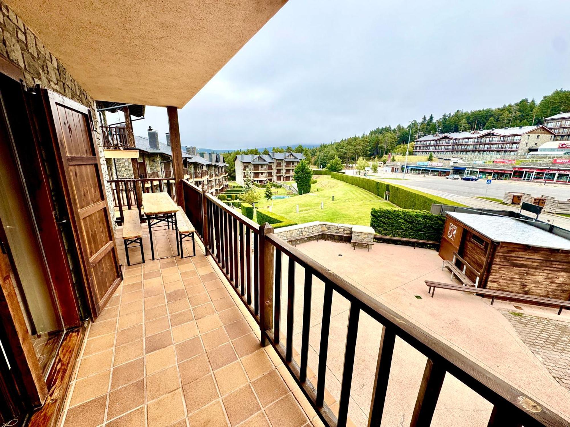 Residencia Pista Llarga Apartment La Molina (Girona)